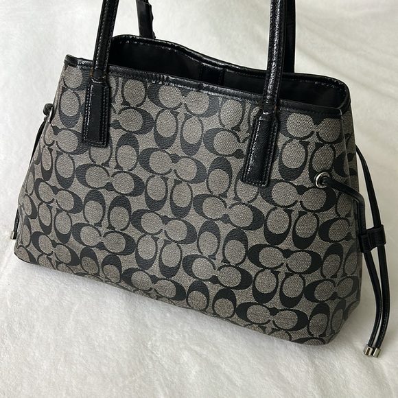 🖤COACH Signature black & gray tote or shoulder bag - Picture 5 of 14